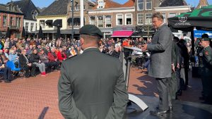<span class="reader-mode-buttons"></span>Volop festiviteiten tijdens Koningsdag in Steenwijk<span class="reader-mode-buttons"></span>