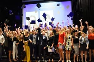 180709_8_leerlingen_cum_laude_geslaagd