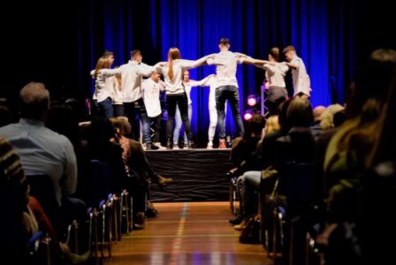 190329_International Students Festival barst los