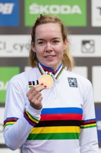 Anna van de Breggen Anna van de Breggen