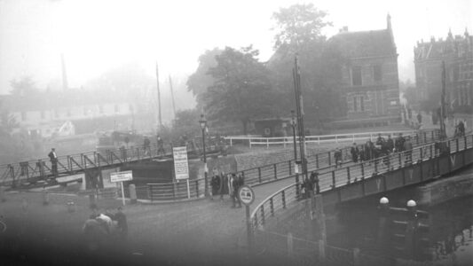 De-foto-van-de-deportatie-van-Joden-in-Zwolle-Foto-Historisch-Centrum-Overijssel