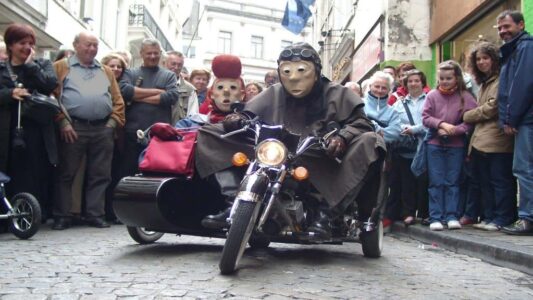Harley Jr. maskers persfoto