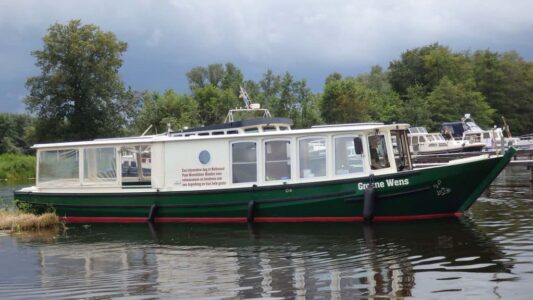 Groene Wens Boot 2021 (foto Roelof Huls) Groene Wens Boot 2021 (foto Roelof Huls)