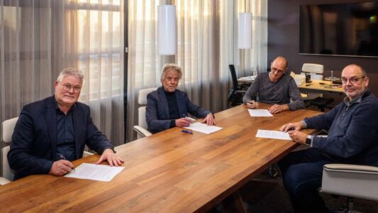 Ondertekening intentieovereenkomst Ondertekening intentieovereenkomst