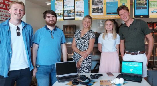Een audiotour rond het Nationaal Park. Met een slimme app. Deze groep maakte een prototype. Een audiotour rond het Nationaal Park. Met een slimme app. Deze groep maakte een prototype.