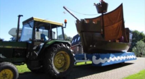 blankenham-pers-foto-versierde-wagen blankenham-pers-foto-versierde-wagen