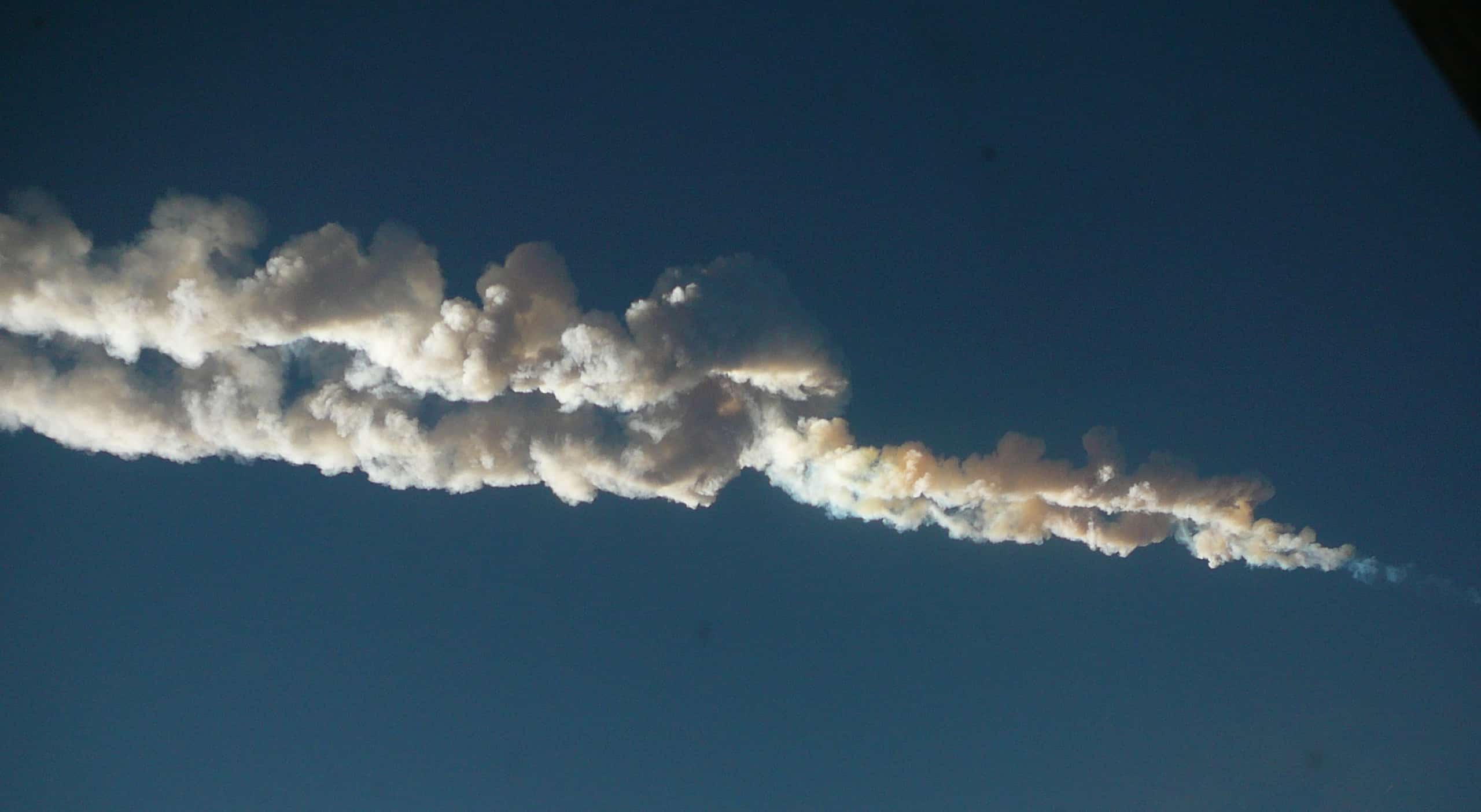 Chelyabinsk_meteor_trace_15-02-2013