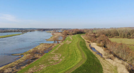 Luchtfoto - Krommedijk bij Herxen - Foto door Wijnand Evers en Frank Jansen