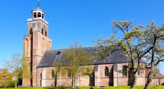 Kleine Kerk Bisschopstraat 32 Vollenhove By Gouwenaar - Own work, Public Domain, https://commons.wikimedia.org/w/index.php?curid=10115973