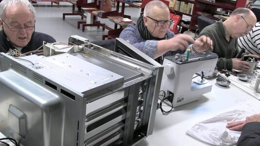 Repair-cafe-jan-mengerRepair-cafe-jan-menger