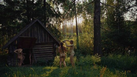 Smoke-Sauna-Sisterhood_st_2_jpg_sd-high_2023-Ants-Tammik-Alexandra-Film Smoke-Sauna-Sisterhood_st_2_jpg_sd-high_2023-Ants-Tammik-Alexandra-Film