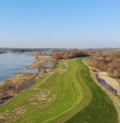 Luchtfoto - Krommedijk bij Herxen - Foto door Wijnand Evers en Frank Jansen