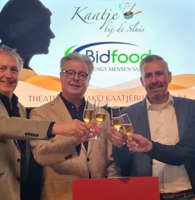 Persfoto_MOL en Bidfood_Partnerschap