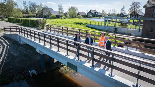 Vervanging brug Wetering