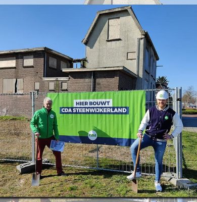 Erik Homan en oud-raadslid Clazinus Netjes vroegen al aandacht voor een oplossing voor het voormalig Welkooppand tijdens de verkiezingscampagne van 2022.