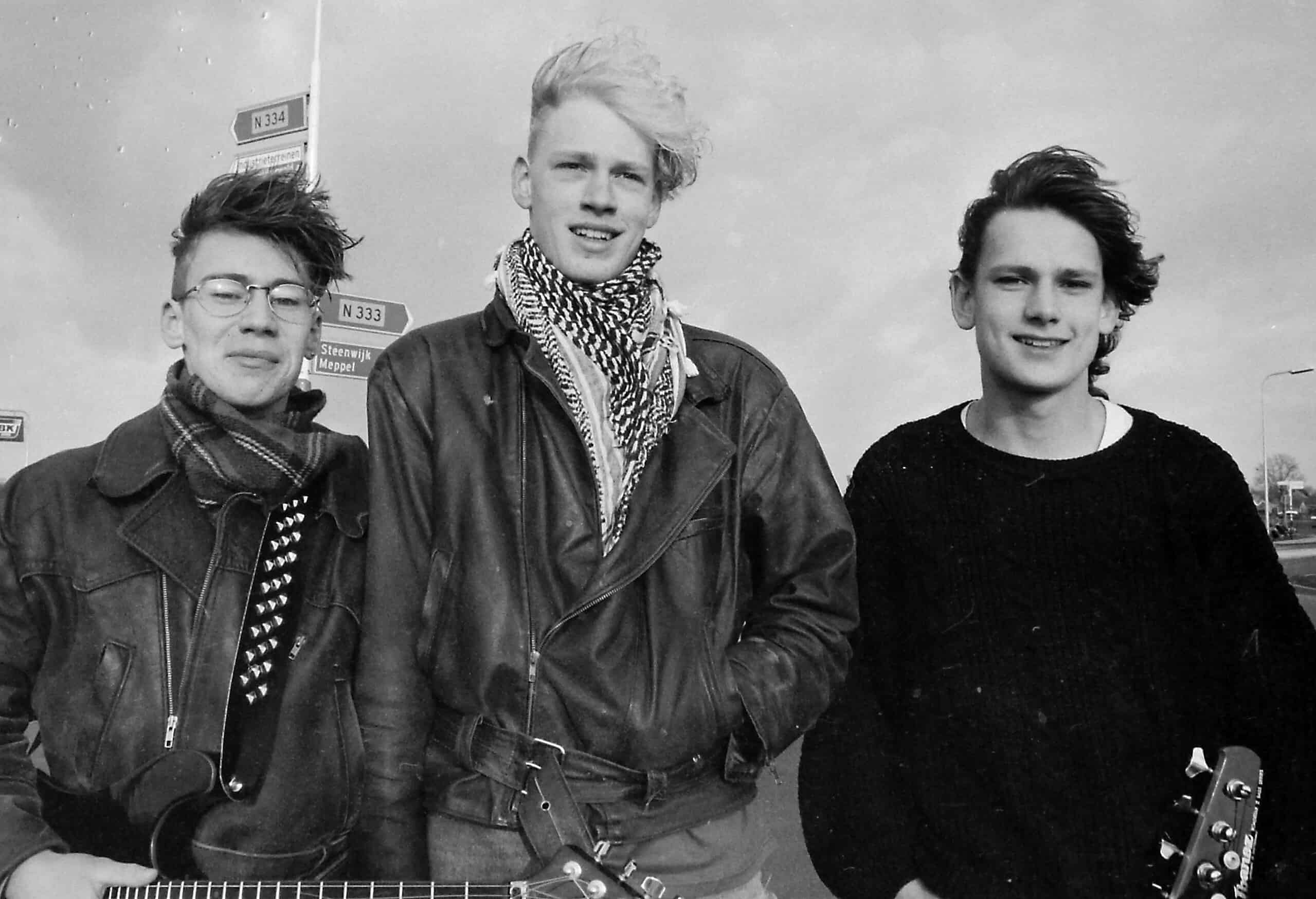 Foto door Sieb van der Laan: Street Arabs 1992 VLNR: Niels Eikelboom, Wouter van den Dool, Pieter Dingerdis