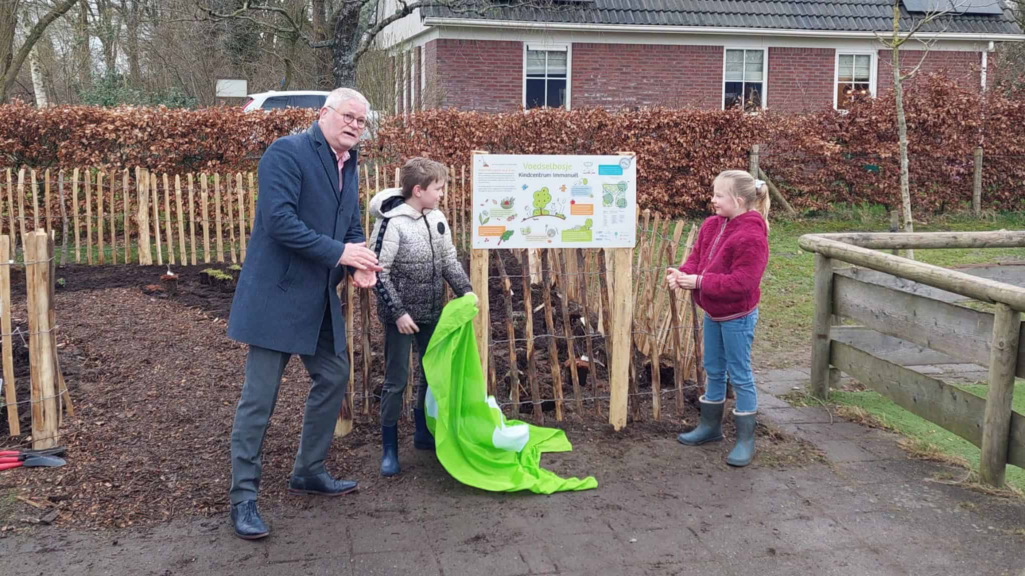 onthulling informatiebord