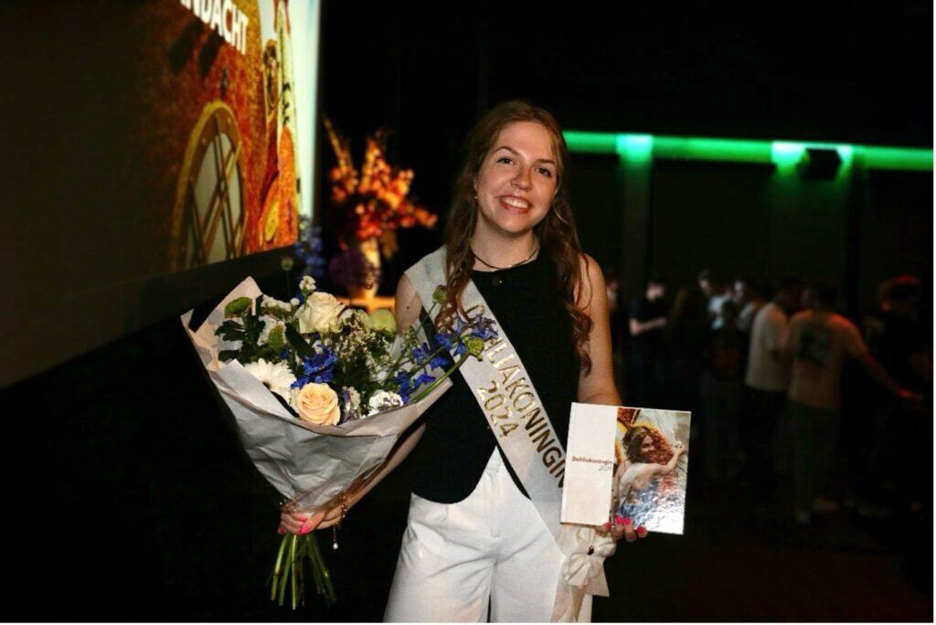 Michasia Vos, Dahliakoningin van 2024 - Door Janine Renes