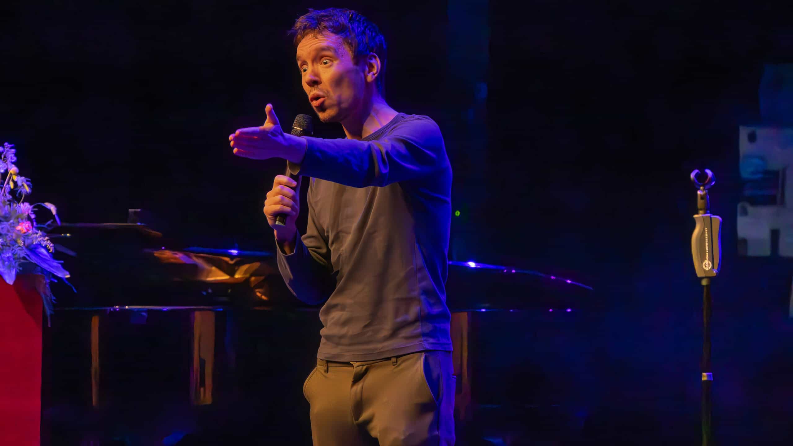 Vestzak Comedy Café