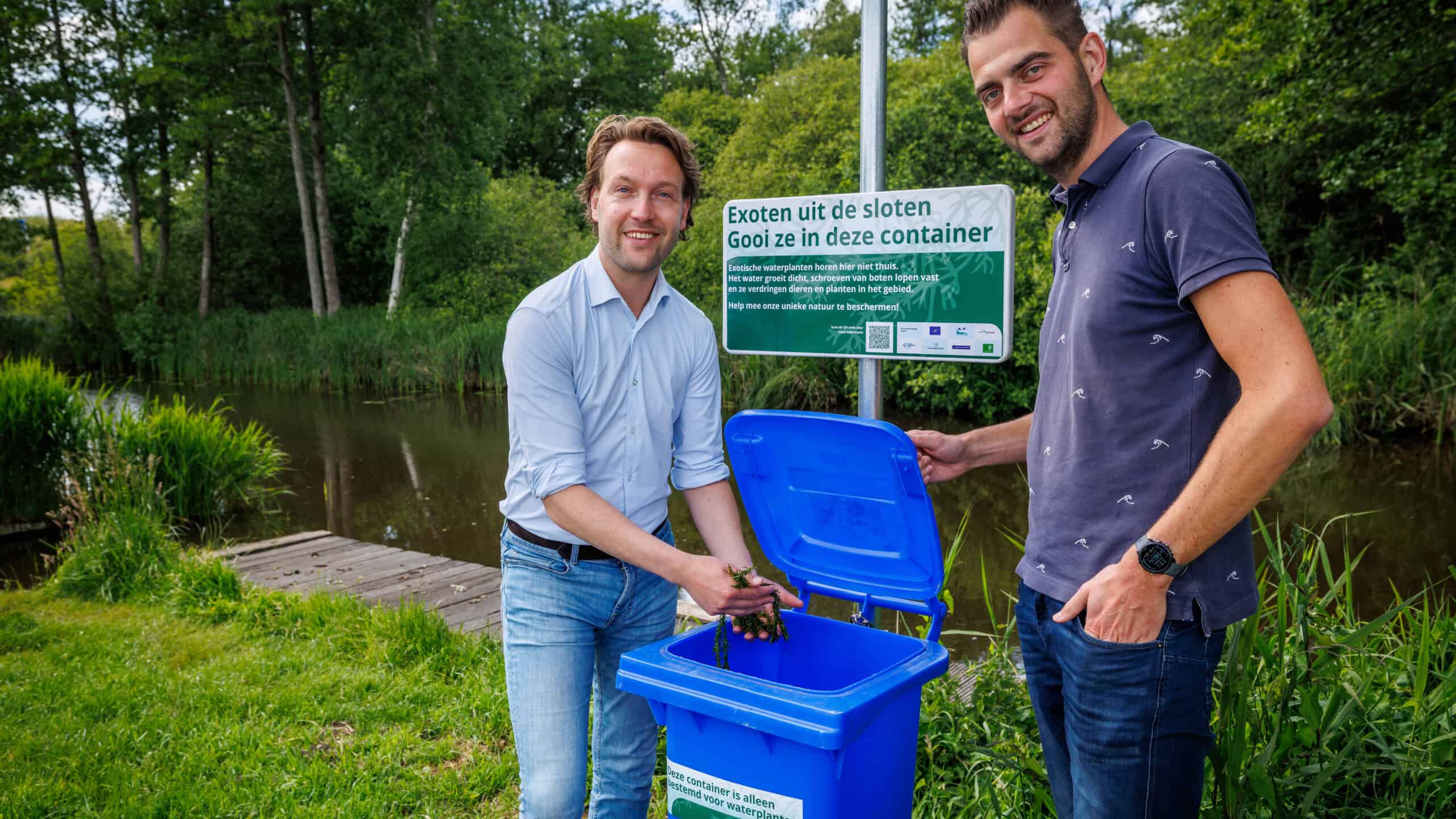 Exoten uit de sloten. foto is gemaakt door Wilbert Bijzitter