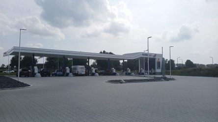 Op 12 juni was dit het goedkoopste tankstation van Nederland. ©Dave Prins
