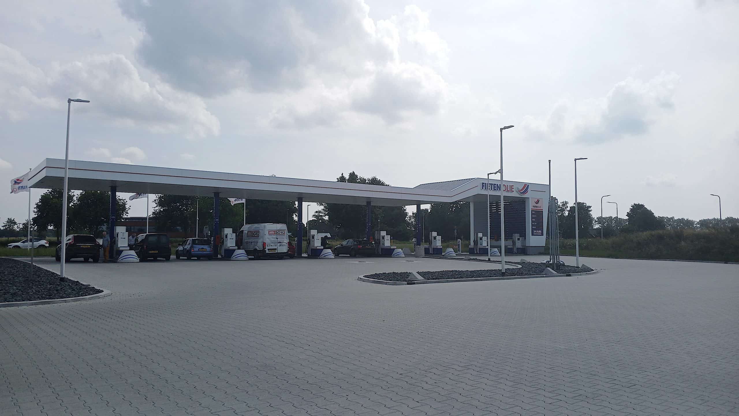 Op 12 juni was dit het goedkoopste tankstation van Nederland. ©Dave Prins