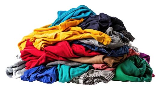 berg textiel/kleren ©Freepik