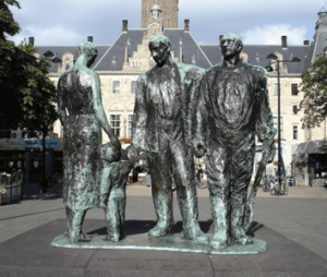 Monument voor alle gevallenen 1940-1945, Rotterdam, Mari Andriessen (1957)