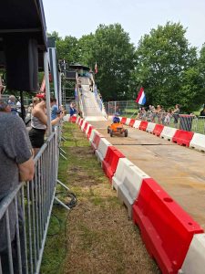 Zeepkistenrace (foto Tjeerd Nieuwenhuis)
