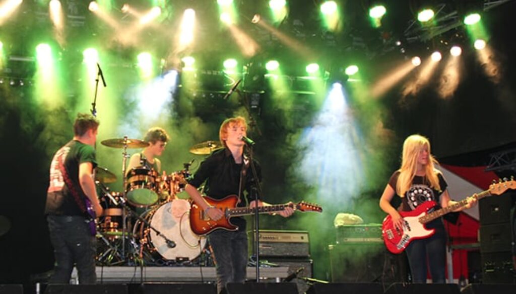 Exploding Pudding Dicky Woodstock 2015