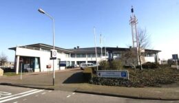 gemeentehuissteenwijkerlad