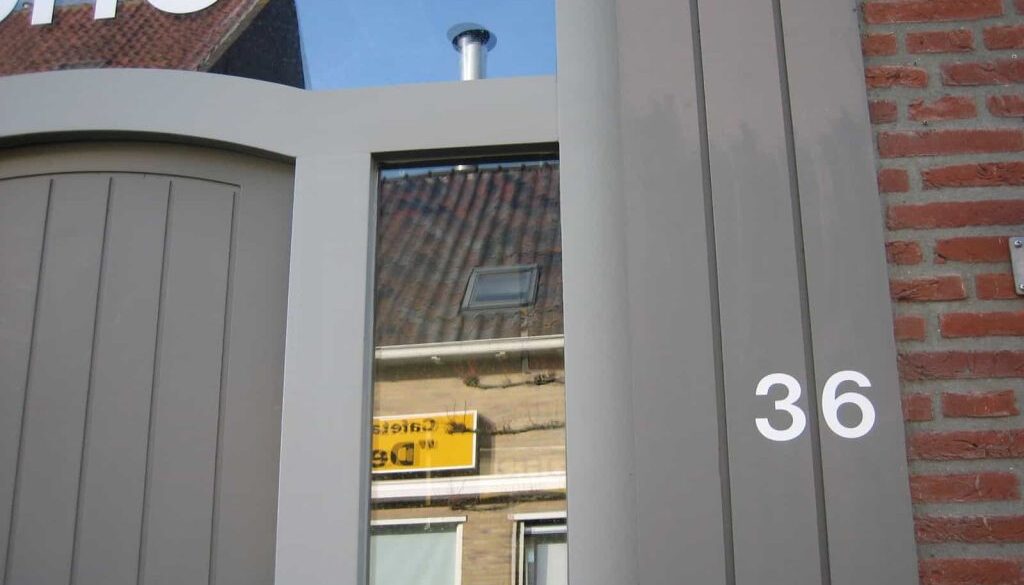 CHC-voordeur