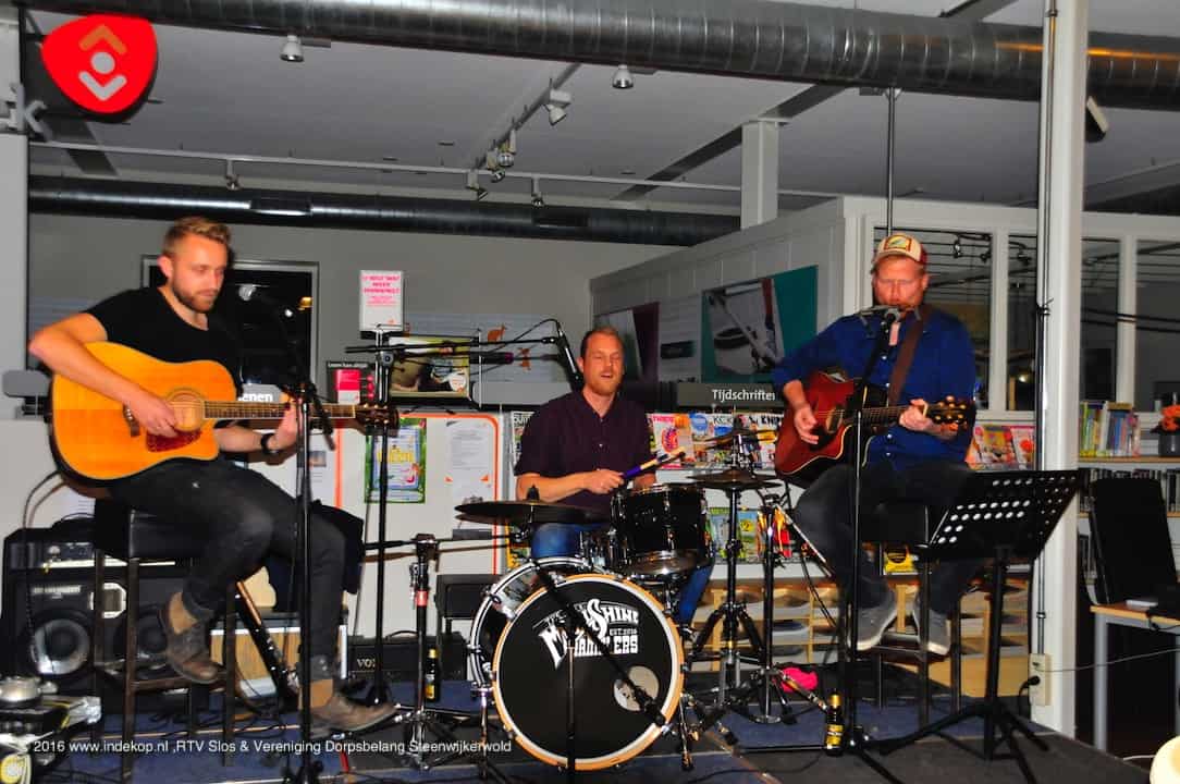 Glazen Dorpshuis 2016 dag 2 Moonshine Ramblers