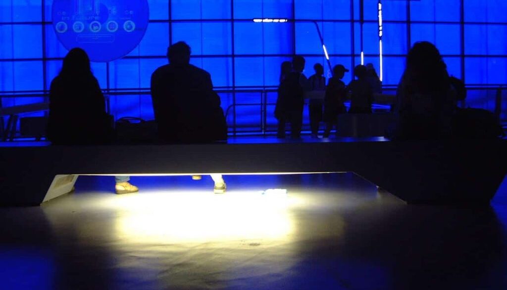 blue-science-1501036-1280x960