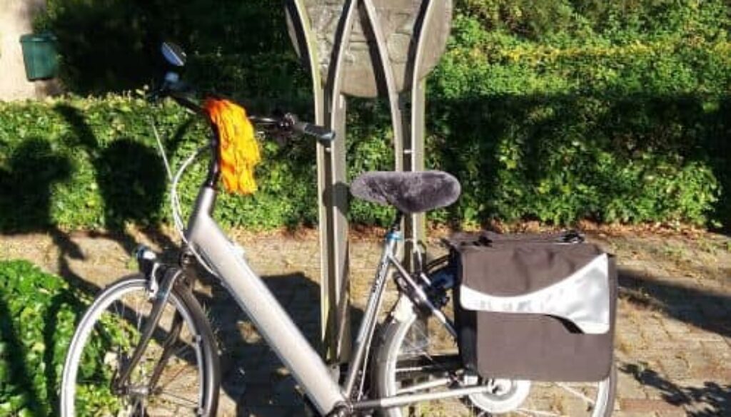20180701_073143-fiets-voor-de-W-van-Willemsoord