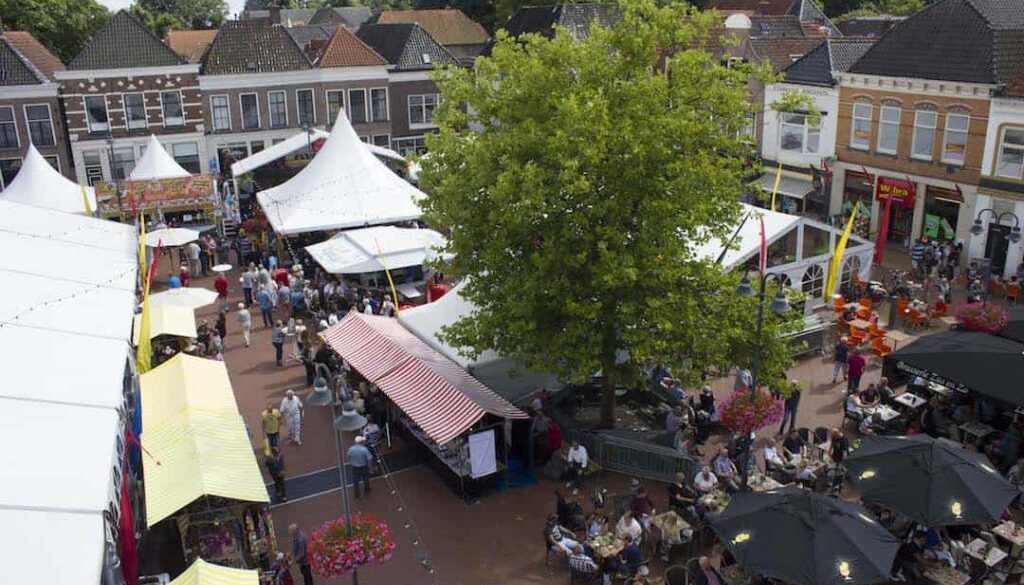 3. Pasar Malam Steenwijk van boven (Istimewa) kopie