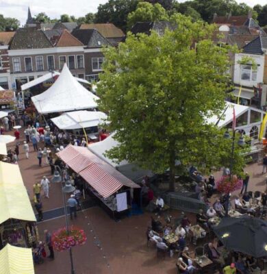 3. Pasar Malam Steenwijk van boven (Istimewa) kopie