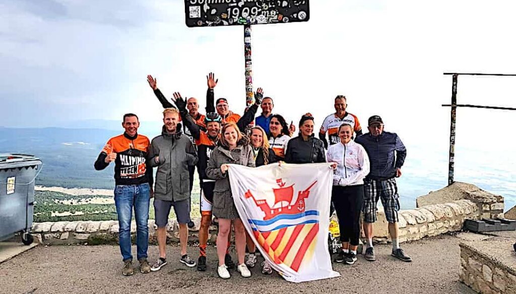 Teamfoto-op-de-top