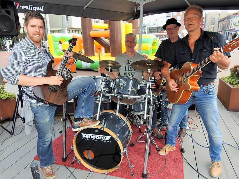 Rockin'4