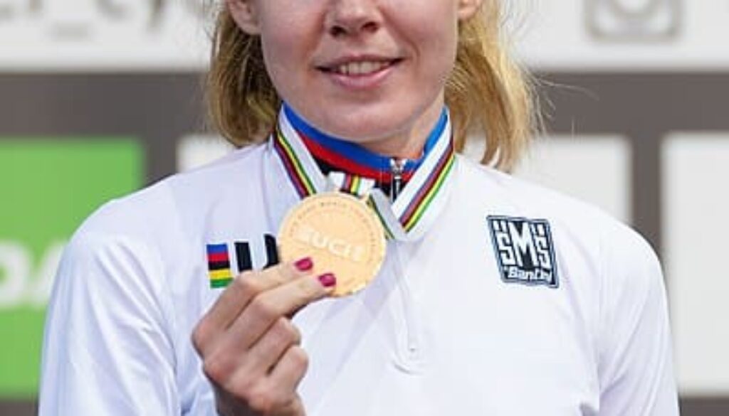 Anna van de Breggen