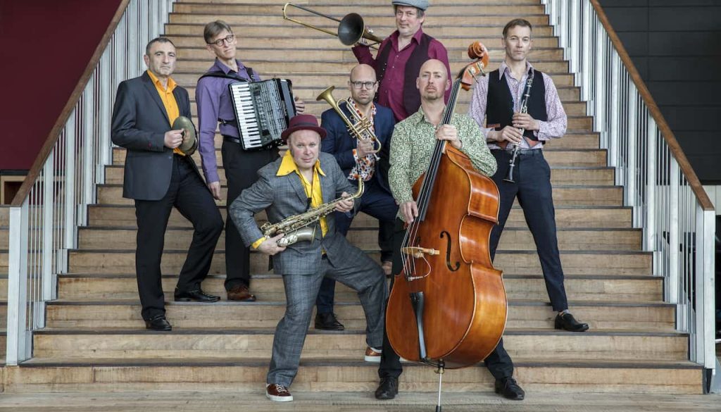 2020_03_13_Amsterdam_Klezmer_Band_liggend_Foto_Fred_van_Diem