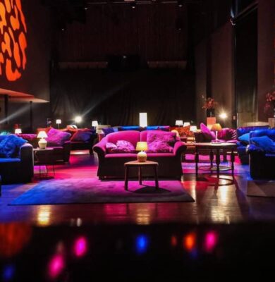 Vestzaktheater wordt huiskamer