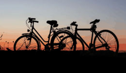 zonsondergang fiets (Foto Pixabay)