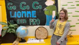 Foto winnares Lionne [Voorleeswedstrijd regioronde]