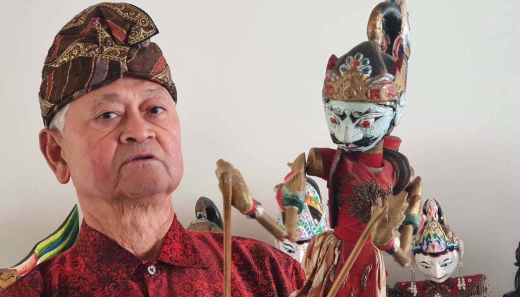 WayangGolek-FotoTamanIndonesia-