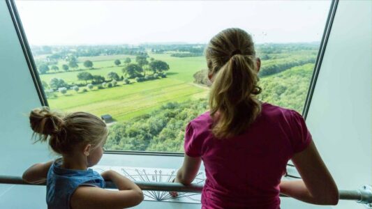 uitzicht watertoren + kinderen