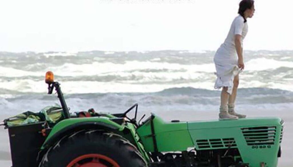 het meisje en de tractor