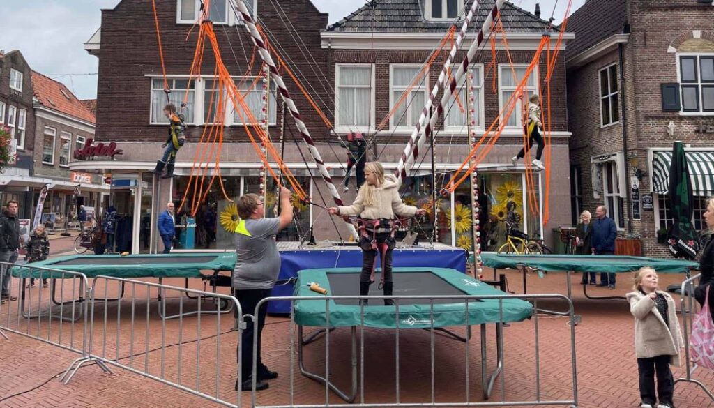 Bungee trampoline