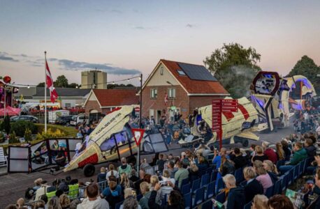 De winnende wagen van de groep Nameless