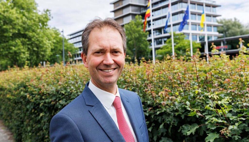 gedeputeerde-Eddy-van-Hijum